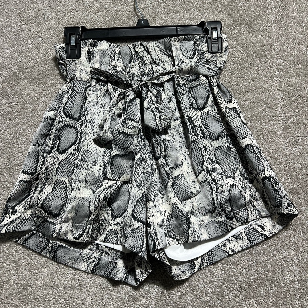 Bishop + Young Woman’s High Waist Snake Print Pull On Shorts Size XS